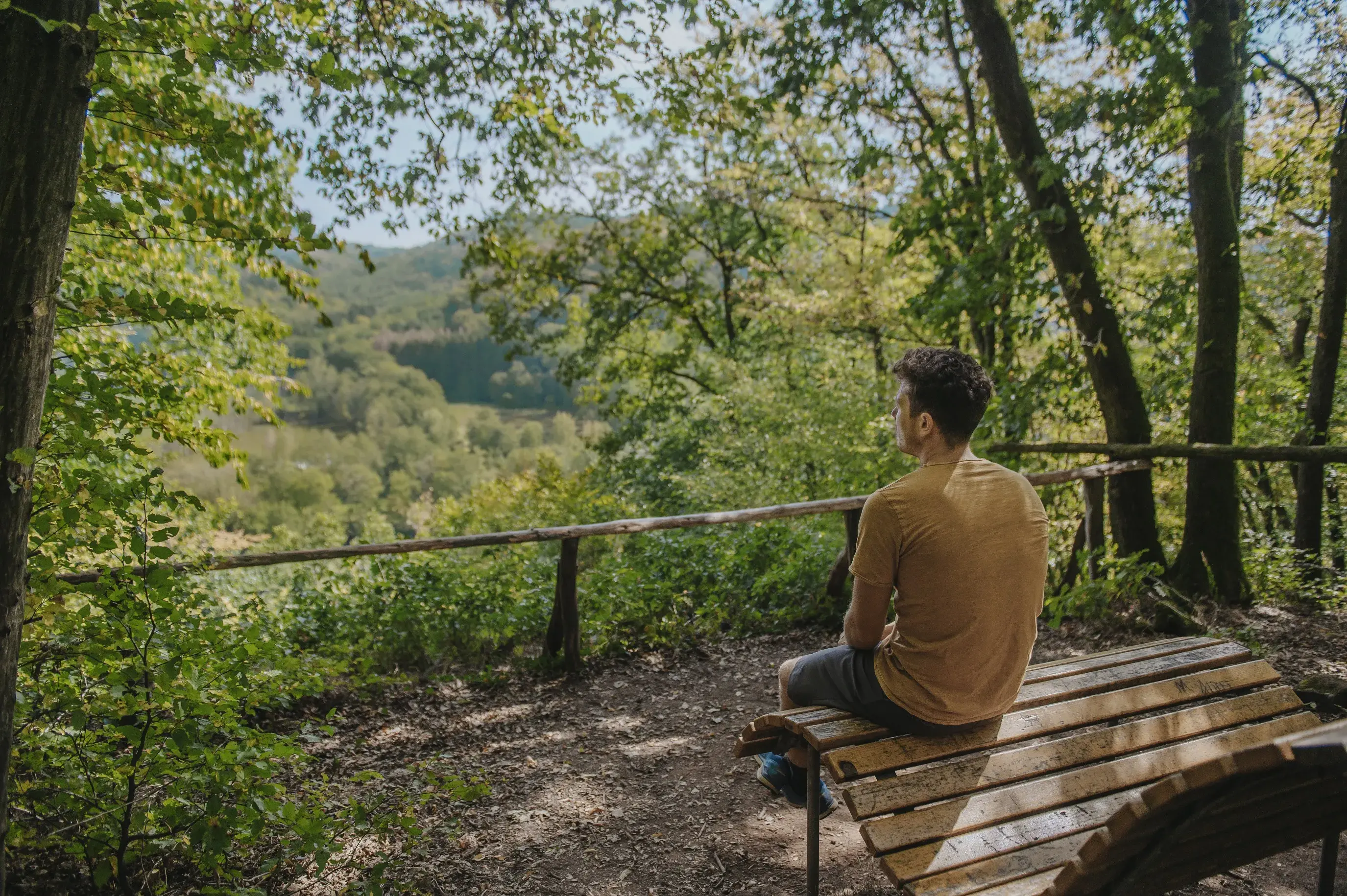 Bank am Wanderweg