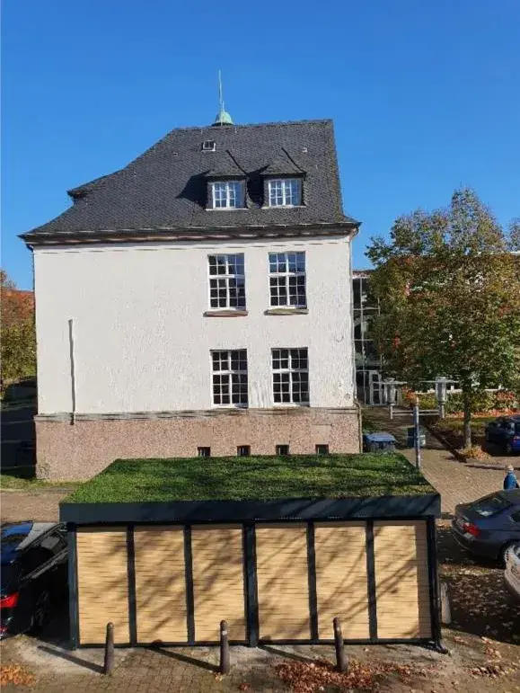 "Radhaus am Rathaus": Fahrradgarage am Rathaus Püttlingen 