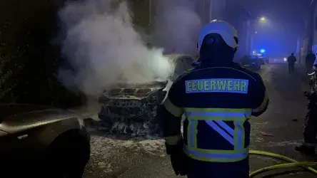 Auto im Vollbrand