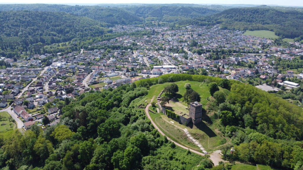 Blick über die Siersburg - © Gemeinde Rehlingen-Siersburg